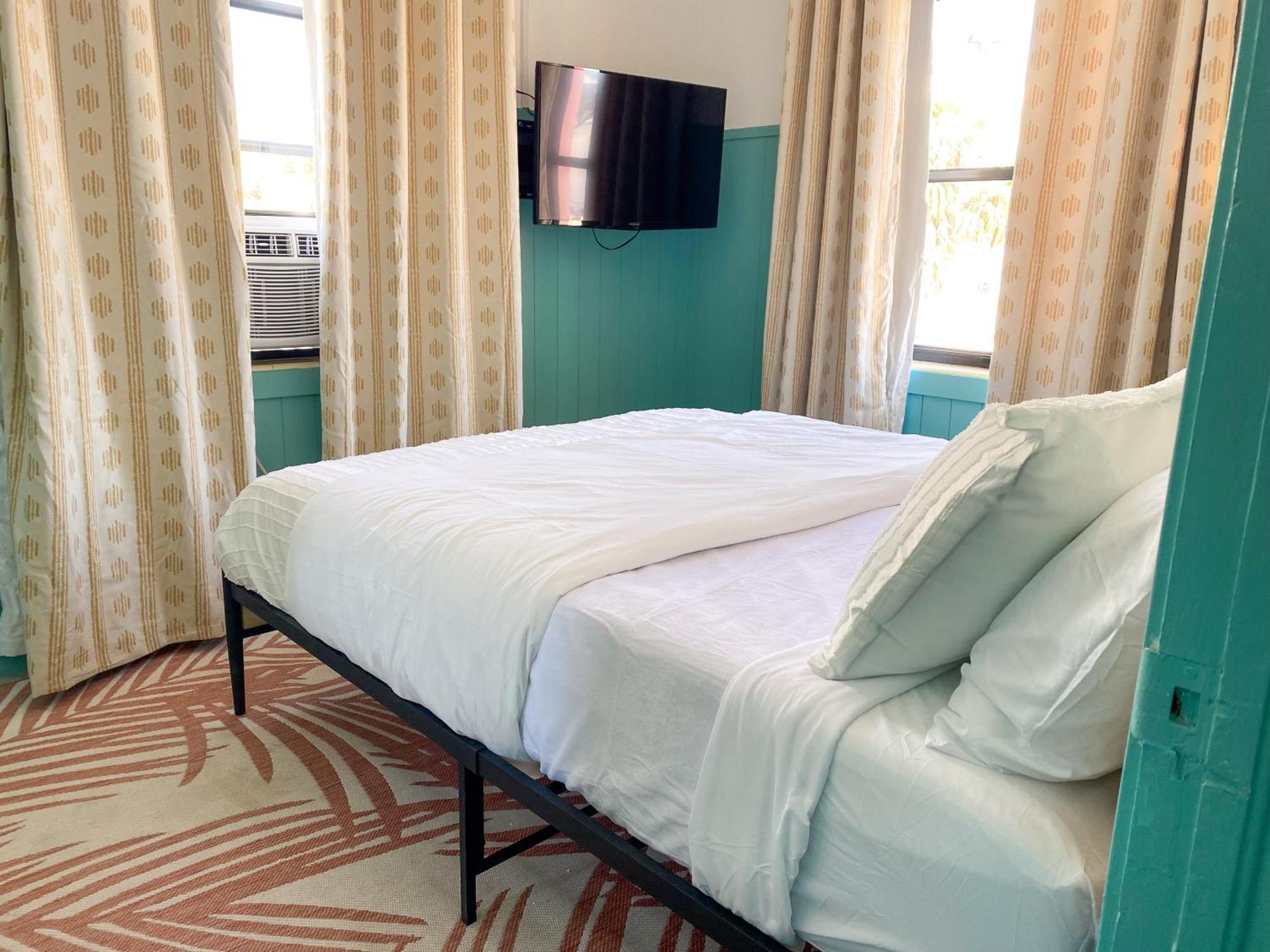 Oasis Palms Resort St. Pete Beach Eksteriør bilde